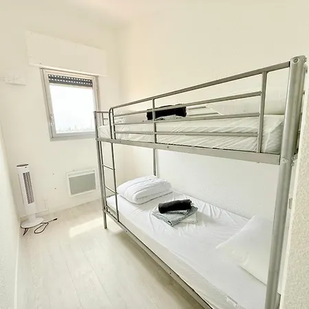 Apartment Duplex-hyper Centre Cap D'agde - 9 Personnes - Vue Port Et - Wifi *
